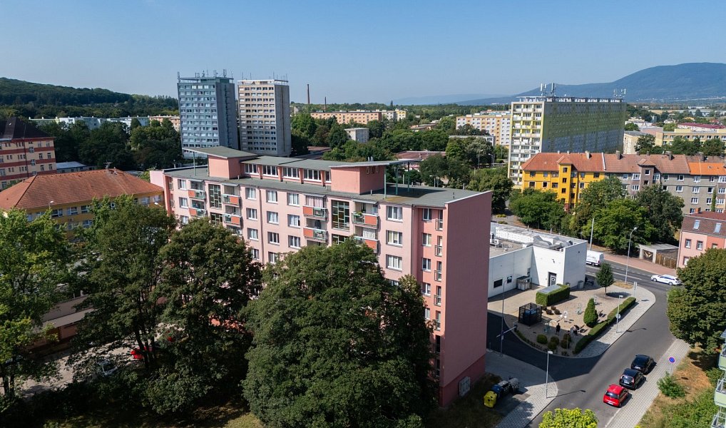 Pronájem bytu 2+1 61 m², Teplice – náhled fotky 31
