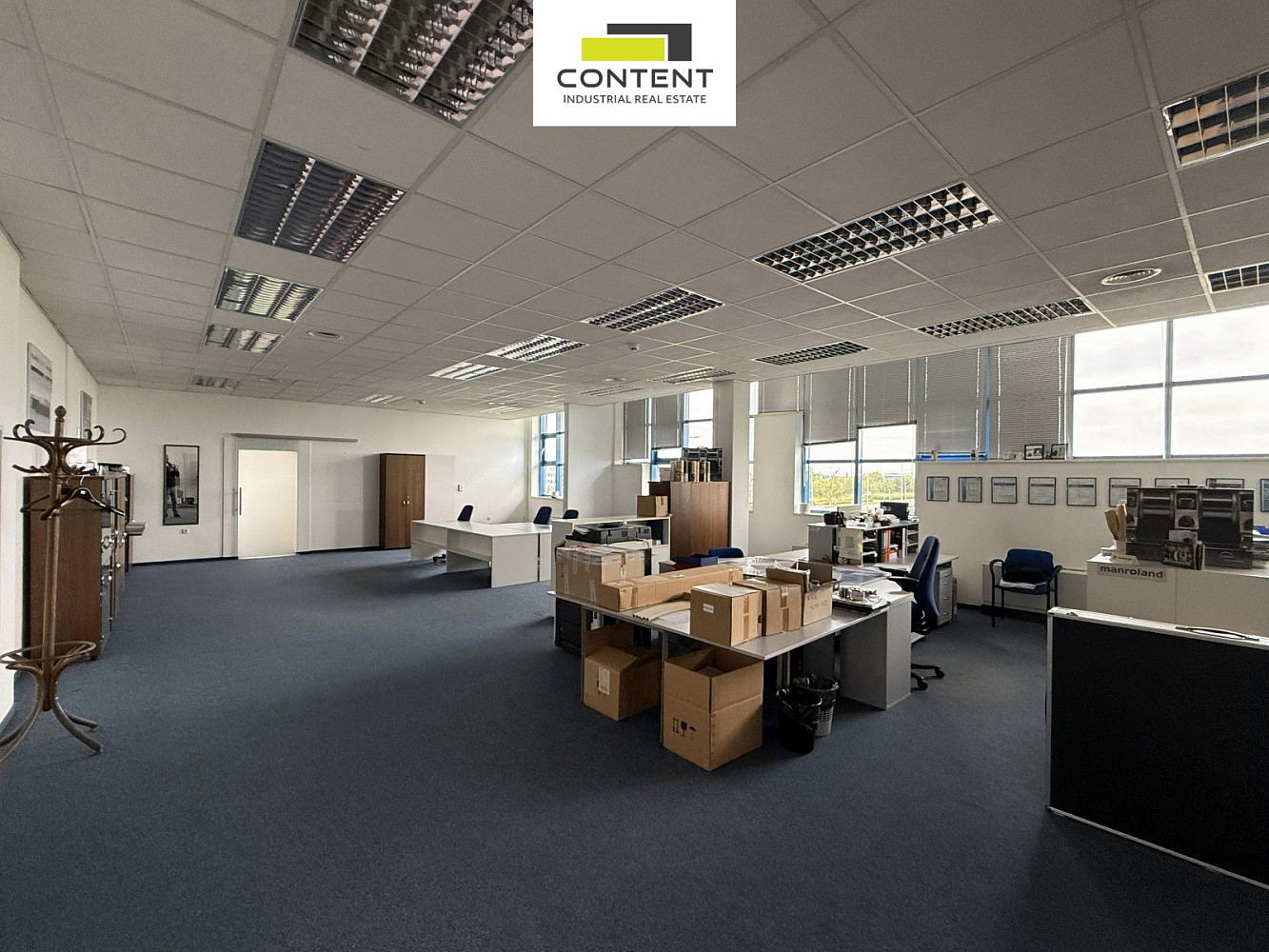 Pronájem kanceláře 670 m² – fotografie 5