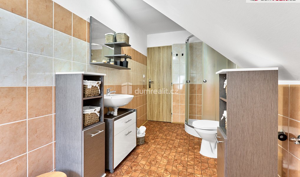 Prodej domu 180 m² s pozemkem 517 m², Pernink – náhled fotky 28