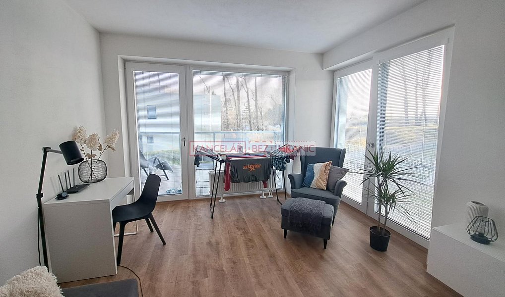 Pronájem bytu 1+kk 42 m², Vyškov – náhled fotky 2