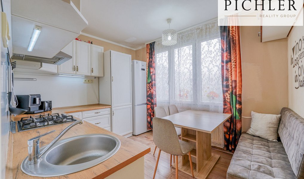 Prodej bytu 3+1 69 m², Plzeň – náhled fotky 2
