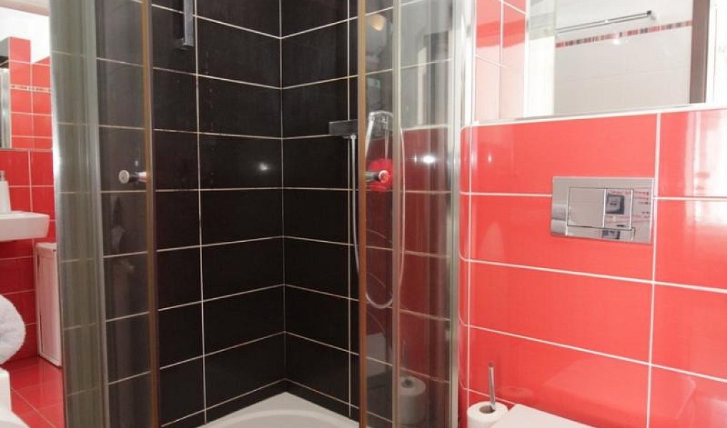 Pronájem domu 142 m² s pozemkem 347 m², Praha – náhled fotky 25