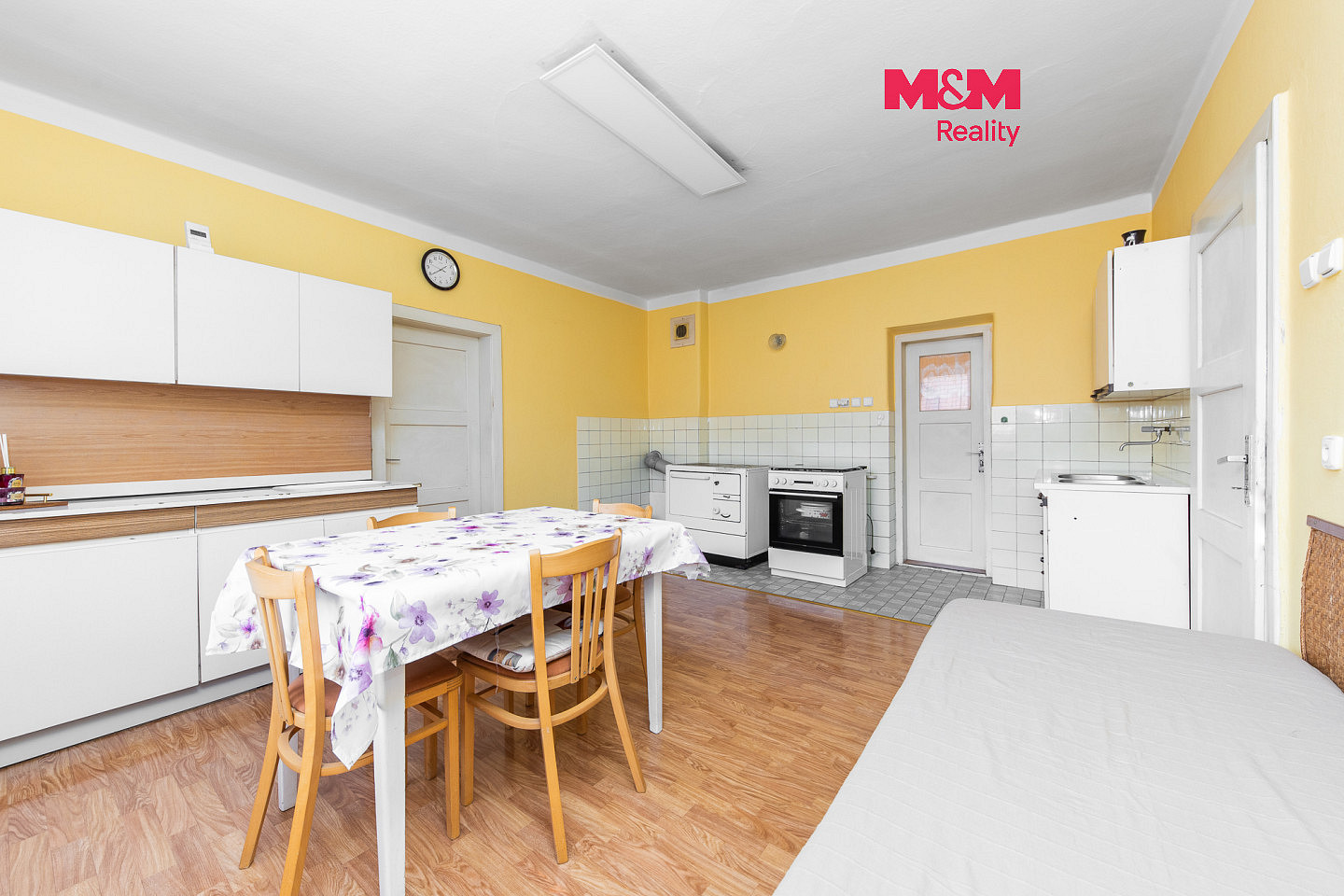 Prodej domu 120 m² s pozemkem 2 344 m²