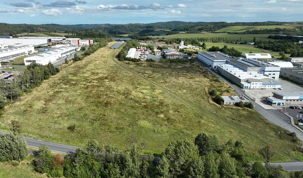 Prodej komerčního pozemku 57 077 m², Bruntál – náhled fotky 2