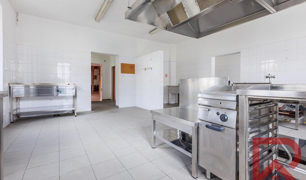 Prodej restaurace 379 m², Stráž nad Ohří – náhled fotky 11