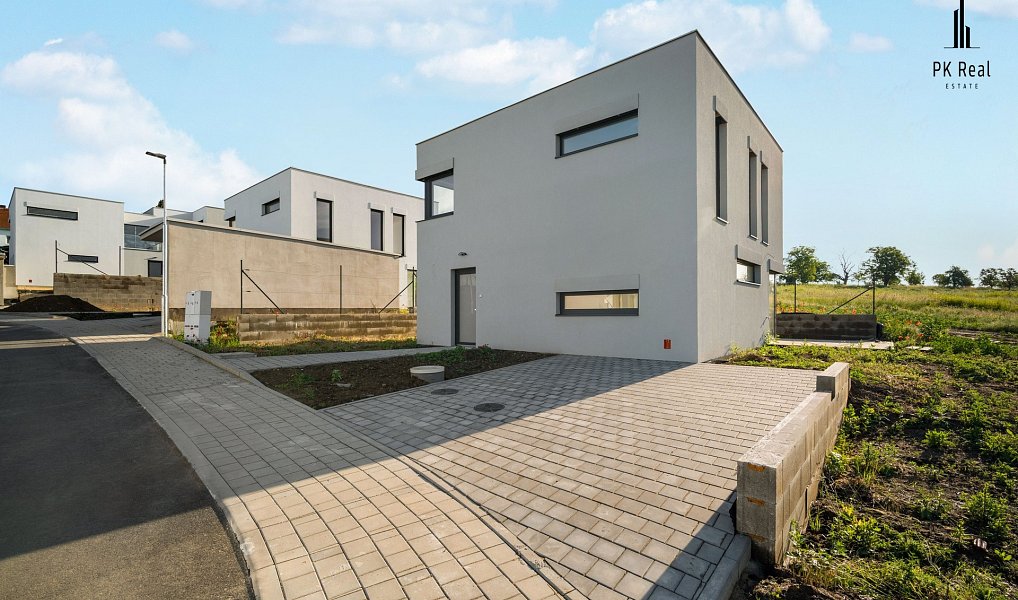 Prodej domu 136 m² s pozemkem 306 m², Rousínov – náhled fotky 3