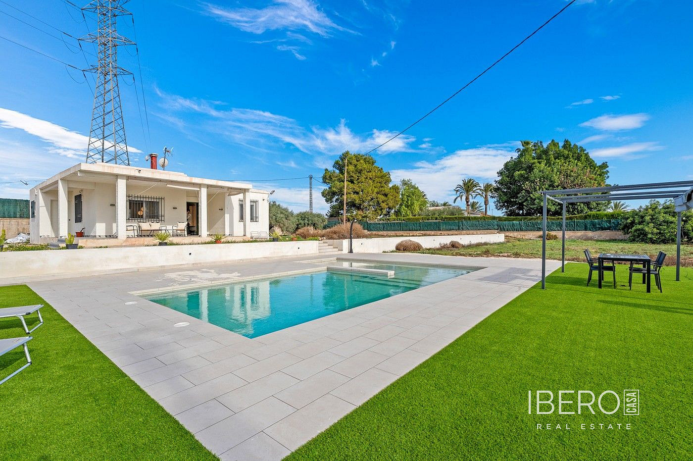 Prodej domu 145 m² s pozemkem 3 500 m²