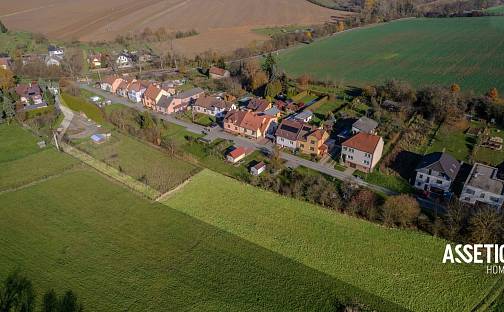 Prodej stavebního pozemku 2 200 m², Bílovice, okres Uherské Hradiště