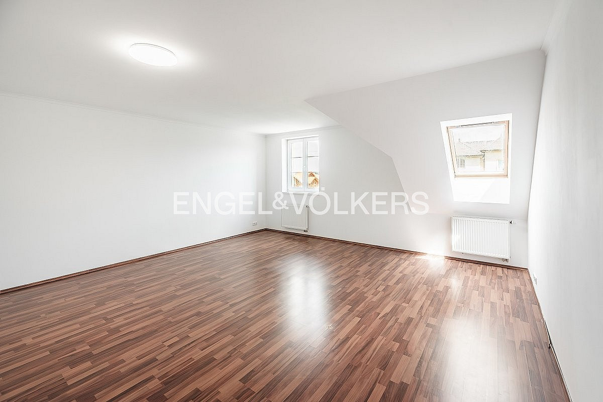 Pronájem domu 185 m² s pozemkem 288 m² — photo 5