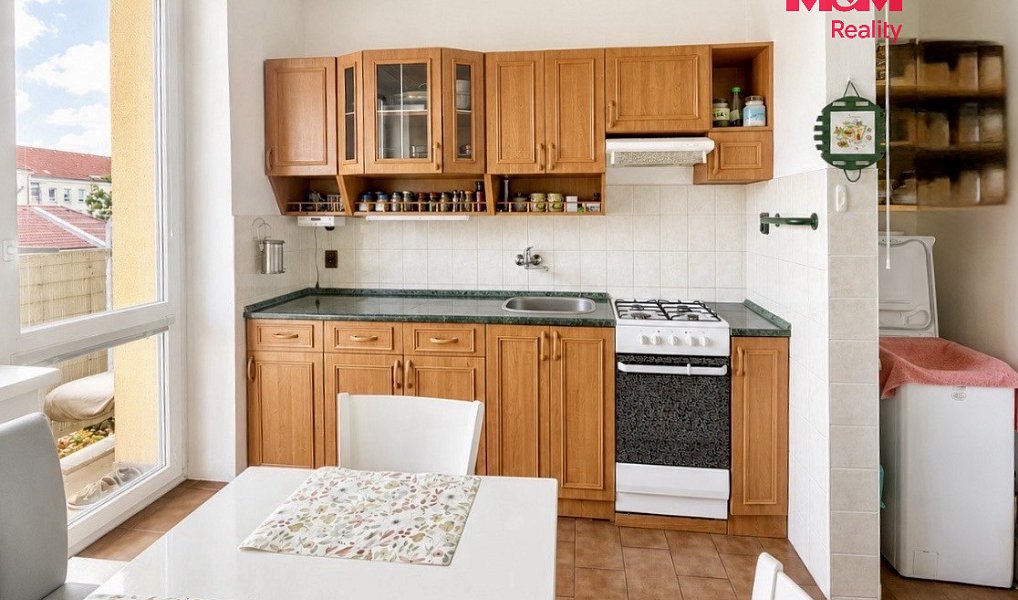 Prodej bytu 3+1 80 m², Pardubice – náhled fotky 2