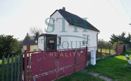 Prodej domu 148 m² s pozemkem 1 619 m², Bitozeves - Vidovle, okres Louny