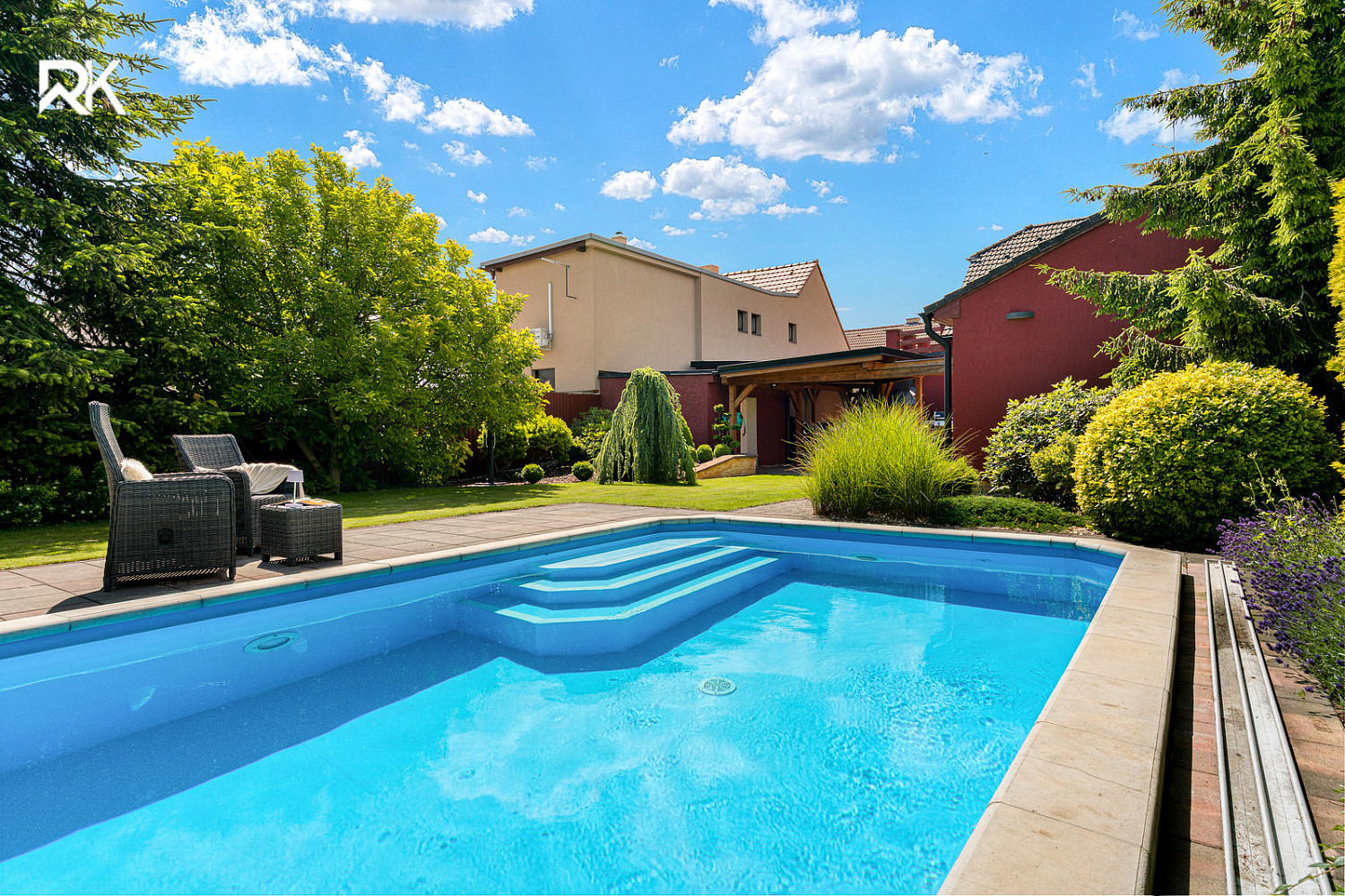 Prodej domu 180 m² s pozemkem 653 m²