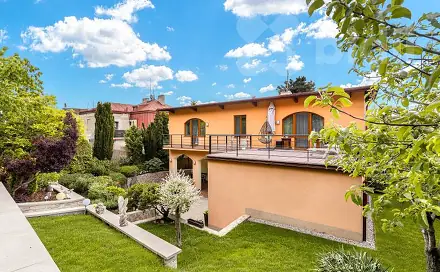 Prodej domu 350 m² s pozemkem 1 033 m², Pod svahem, Praha 4 - Braník
