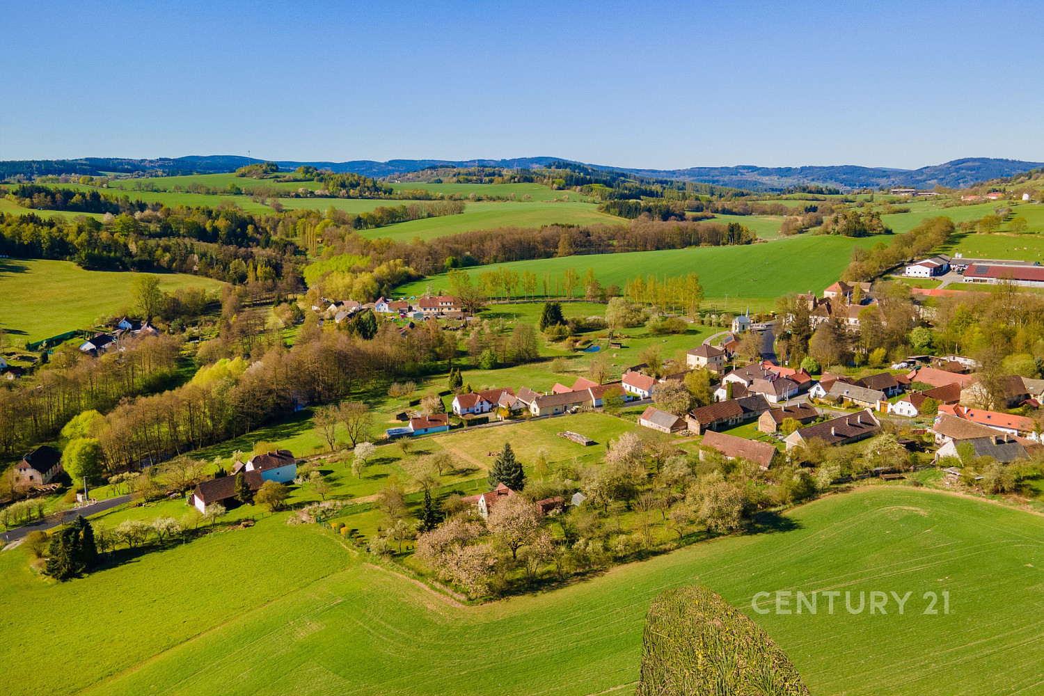 Prodej stavebního pozemku 5 613 m² – fotografie 4