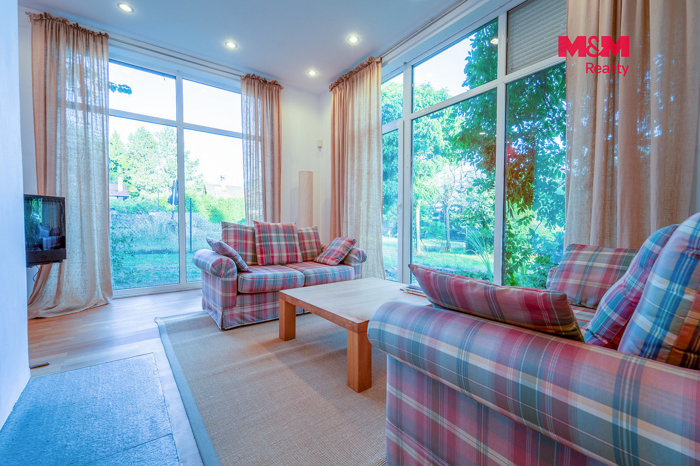 Prodej domu 140 m² s pozemkem 1 306 m²