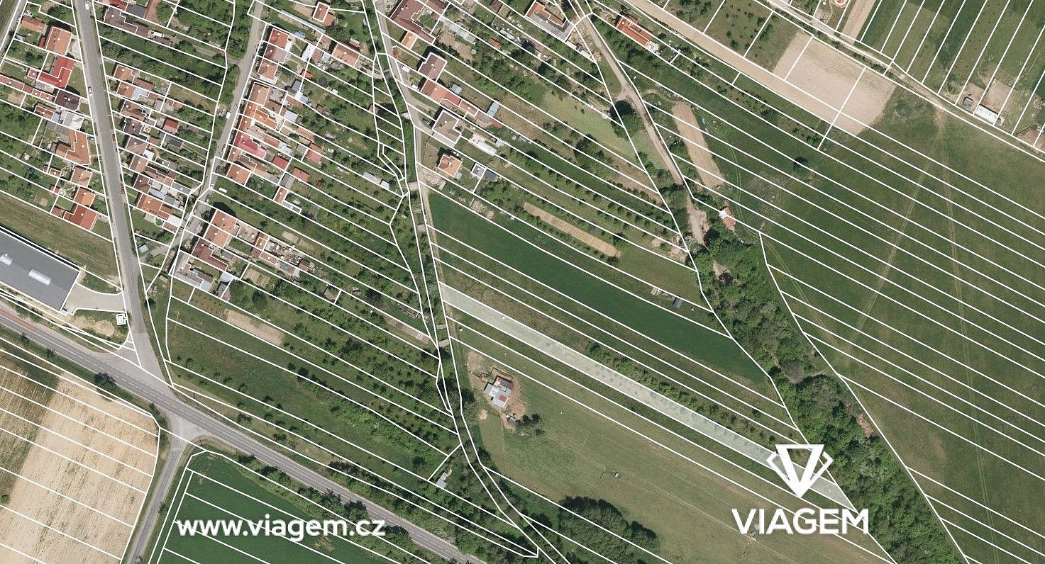 Zahrada 2 096 m² – pohled 3
