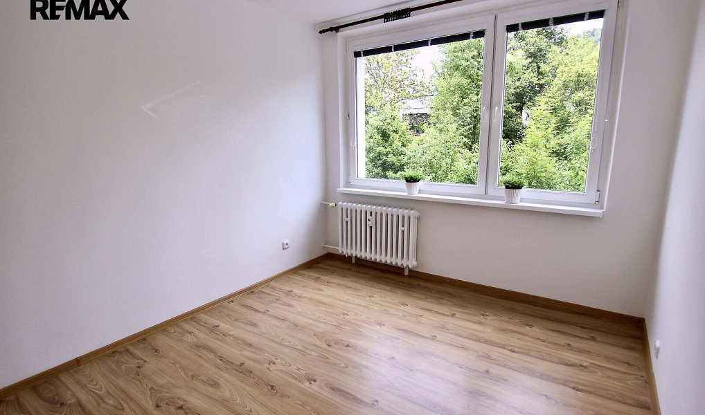 Pronájem bytu 3+kk 64 m², Loděnice – náhled fotky 14