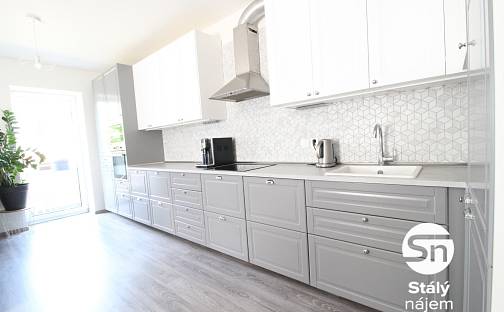 Pronájem bytu 3+kk 80 m², Rakouská, Milovice - Mladá, okres Nymburk