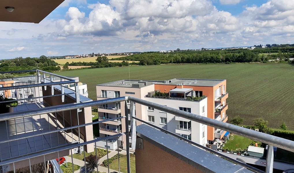 Prodej bytu 1+kk 37 m², Praha – náhled fotky 8
