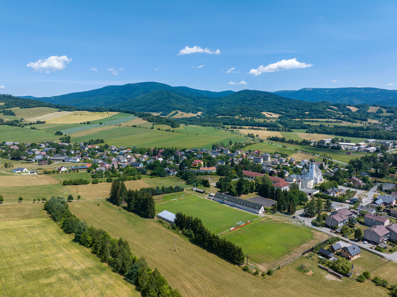 Prodej stavebního pozemku 10 368 m² – pohled 2
