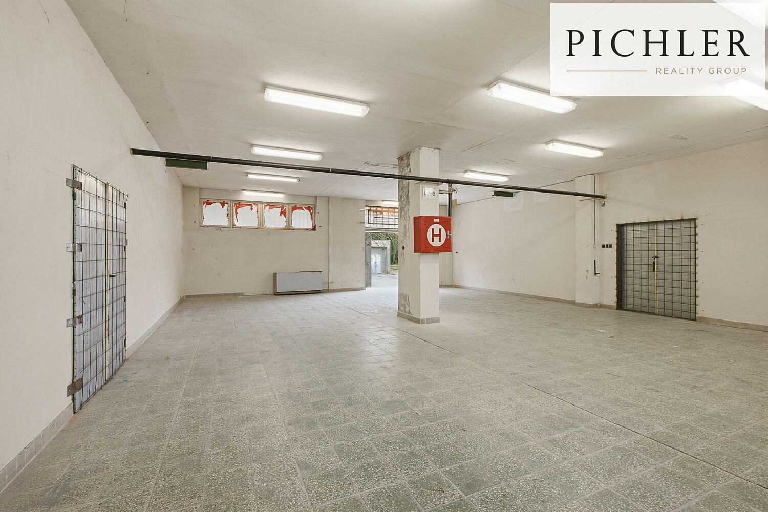 Pronájem skladovacích prostor 482 m² – fotografie 2