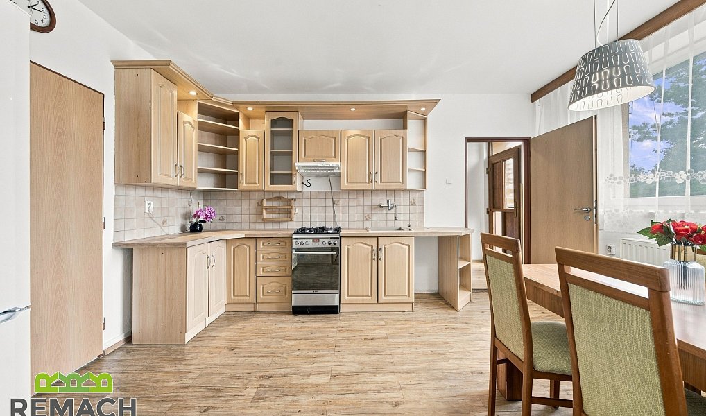 Prodej domu 126 m² s pozemkem 870 m², Babice – náhled fotky 9