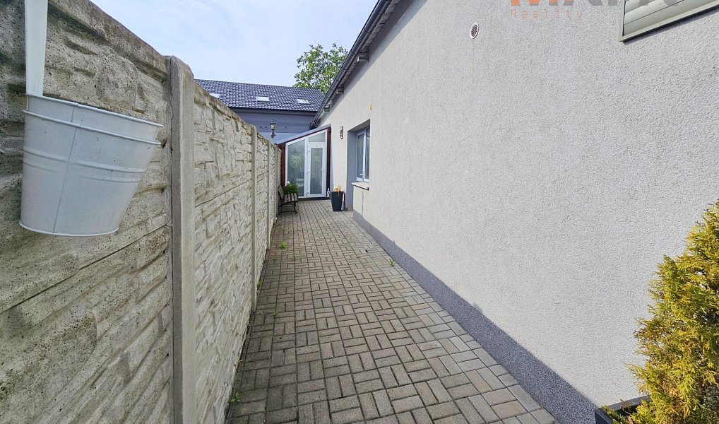 Pronájem obchodních prostor 47 m², Jirkov – náhled fotky 7