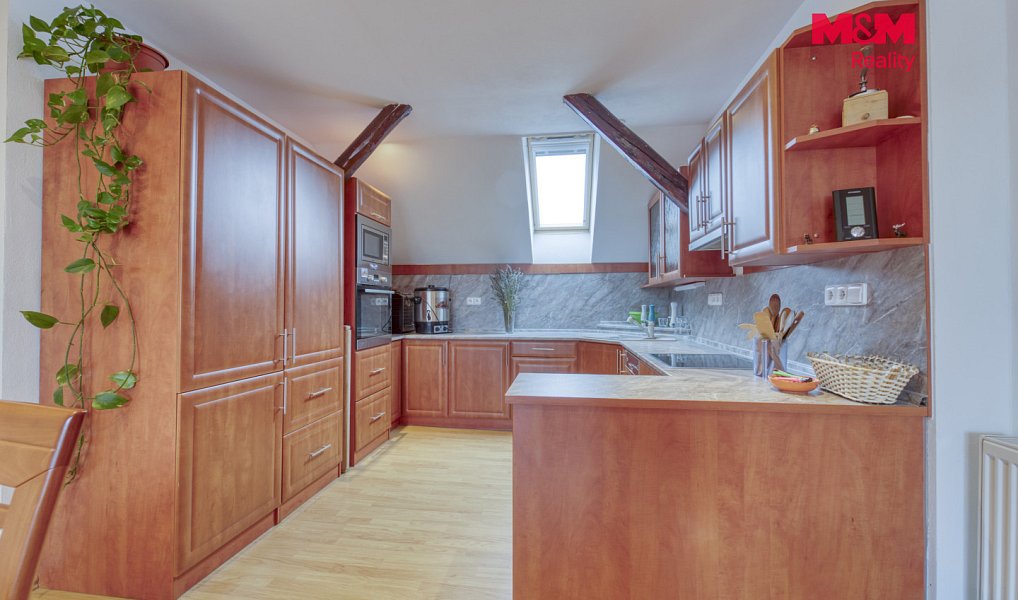 Prodej domu 197 m² s pozemkem 1 100 m², Horní Kozolupy – náhled fotky 6