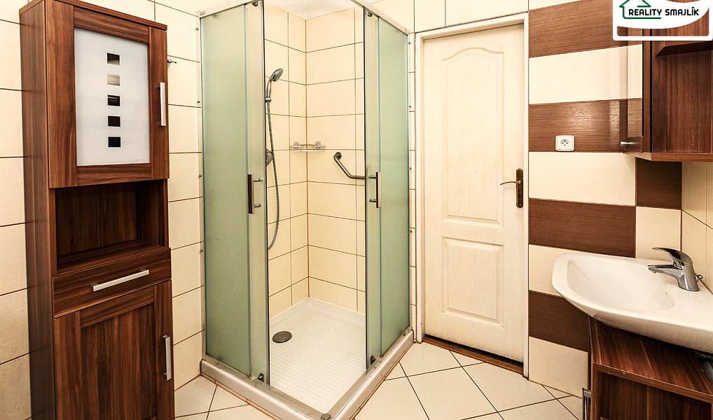 Prodej domu 285 m² s pozemkem 877 m², Františkovy Lázně – náhled fotky 9