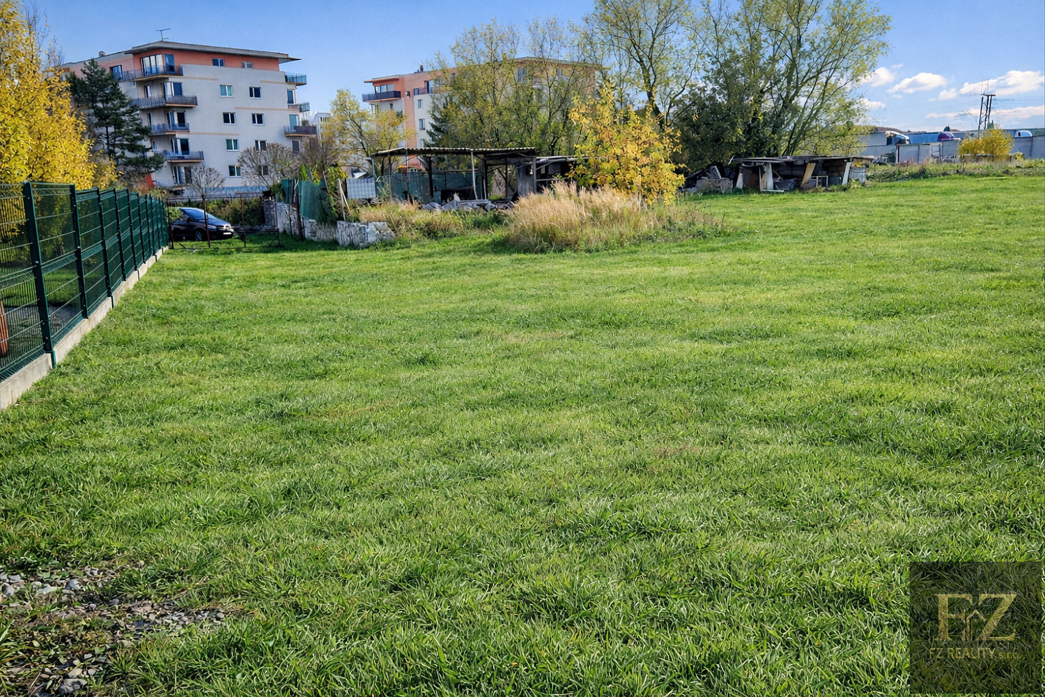 Prodej stavebního pozemku 2 782 m² – fotografie 2