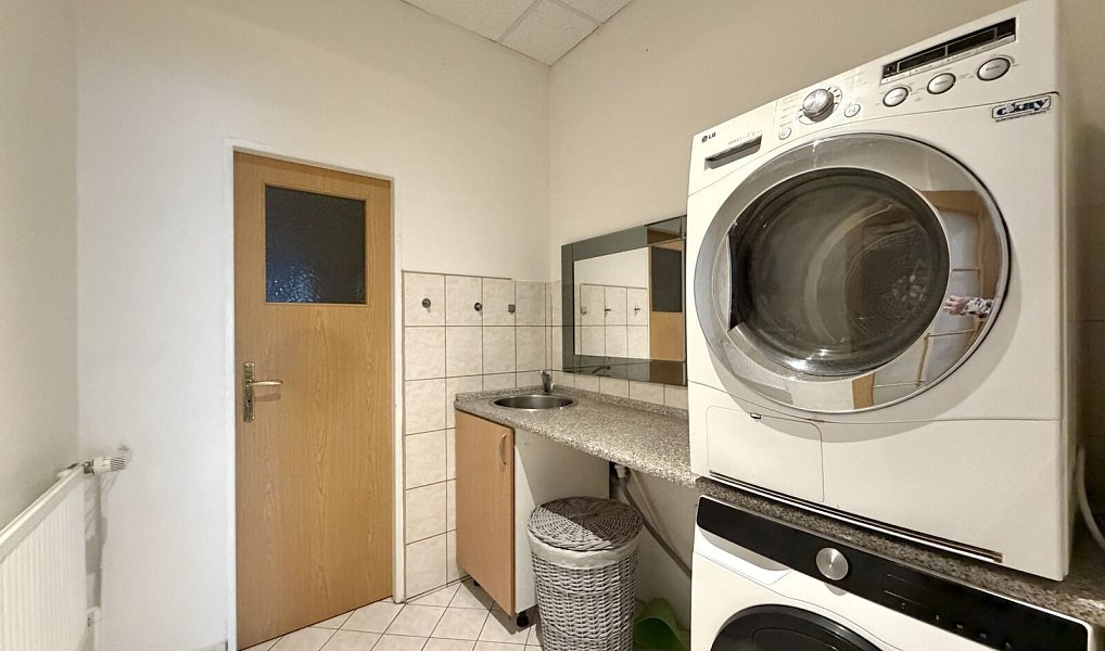Prodej domu 466 m² s pozemkem 778 m², Chomutov – náhled fotky 12