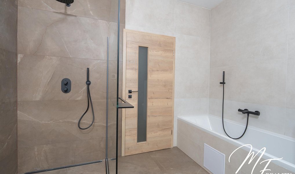 Prodej domu 106 m² s pozemkem 278 m², Chrást – náhled fotky 23