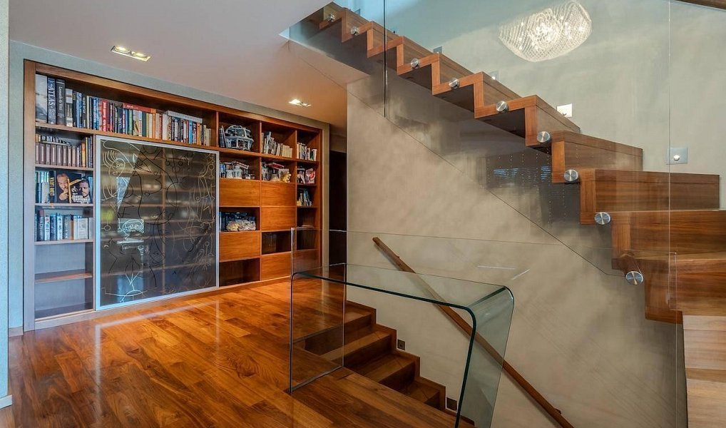 Prodej domu 700 m² s pozemkem 1 893 m², Roztoky – náhled fotky 11