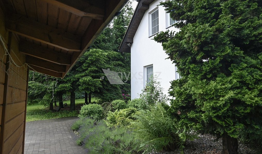Prodej domu 183 m² s pozemkem 2 301 m², Komorní Lhotka – náhled fotky 6