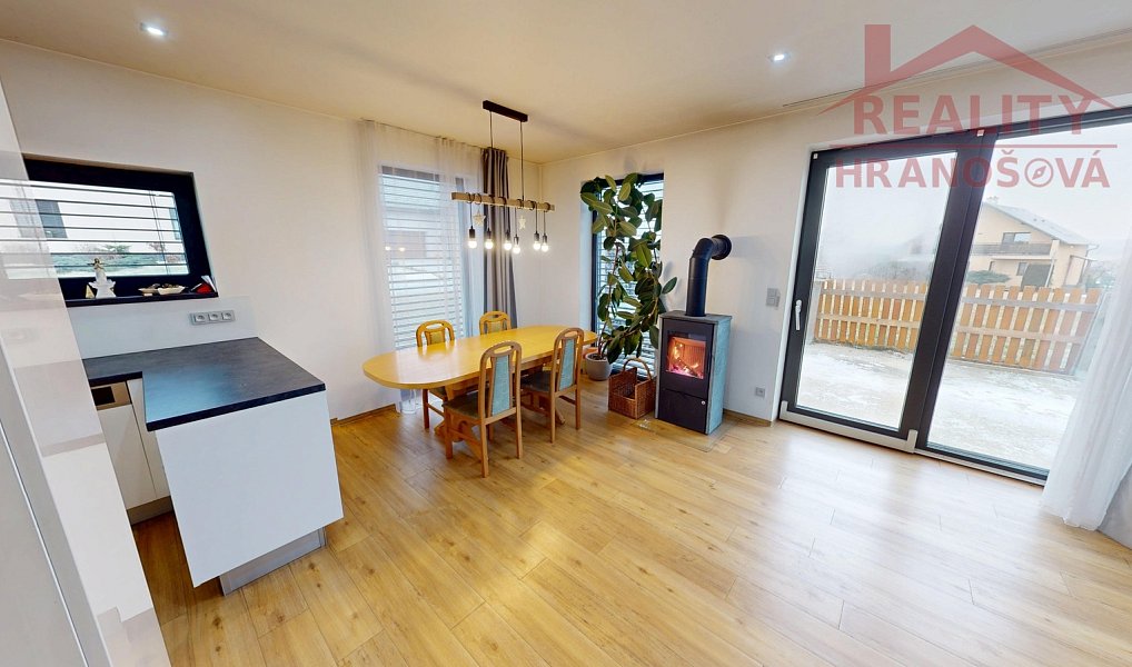 Prodej domu 140 m² s pozemkem 696 m², Kobeřice – náhled fotky 4