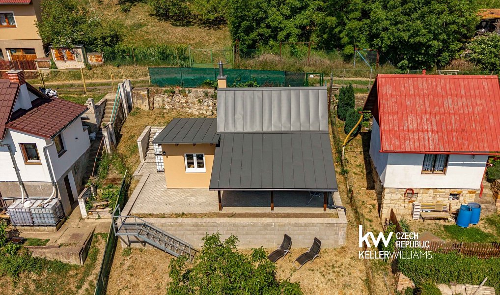 Prodej zahrady 640 m², Malé Žernoseky – náhled fotky 10