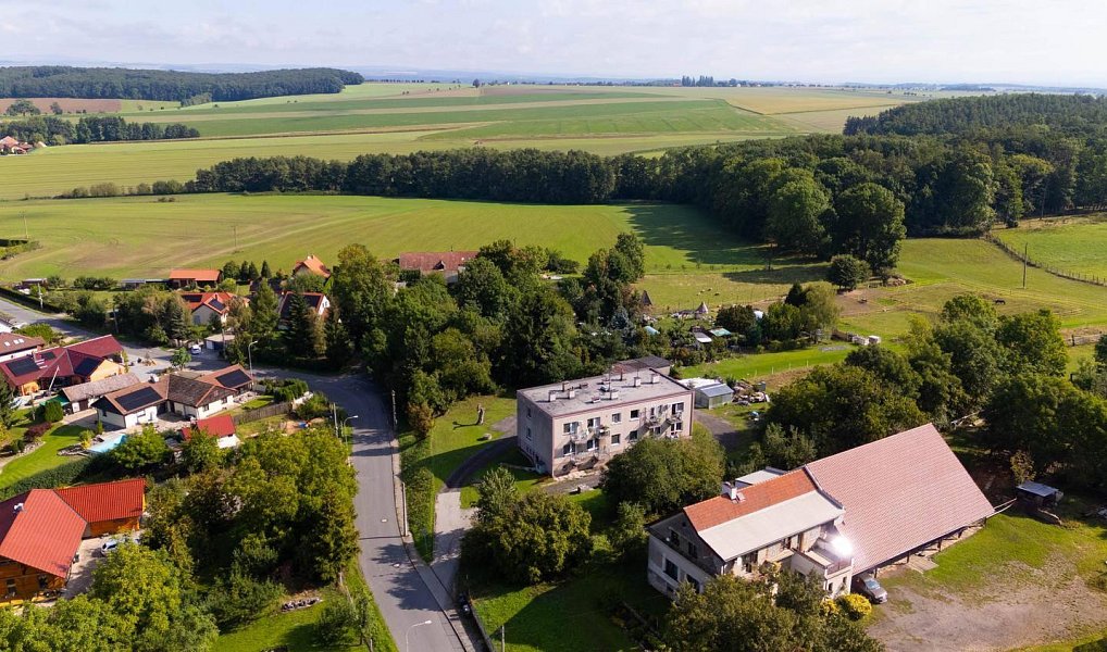 Prodej bytu 3+1 76 m², Všestary – náhled fotky 20