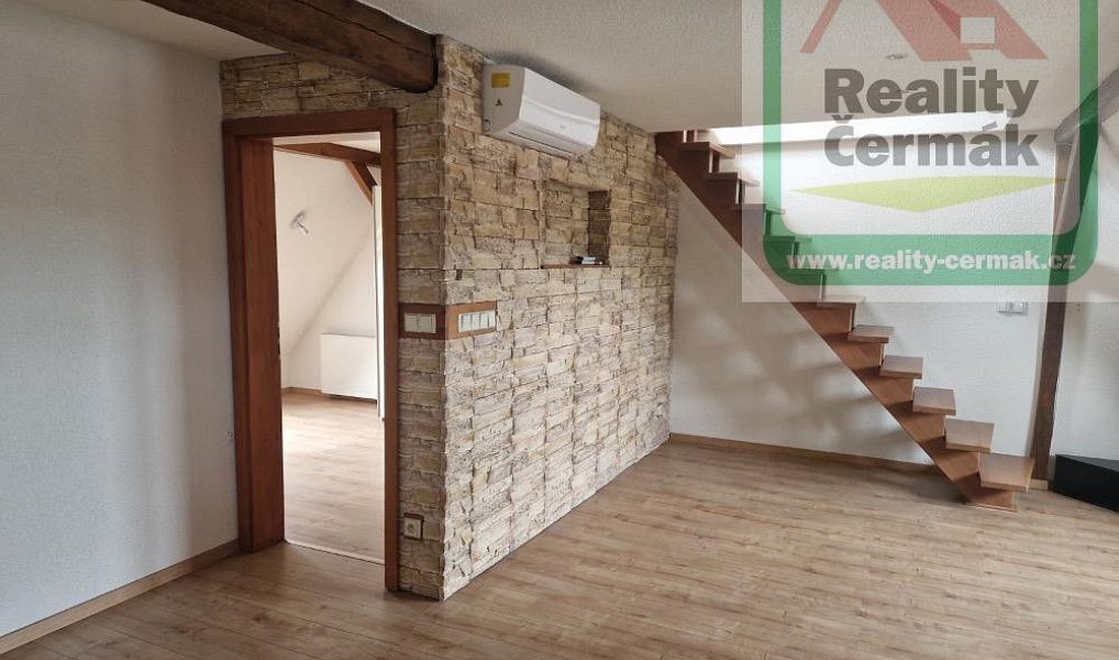 Prodej bytu 3+kk 101 m², Holýšov – náhled fotky 5