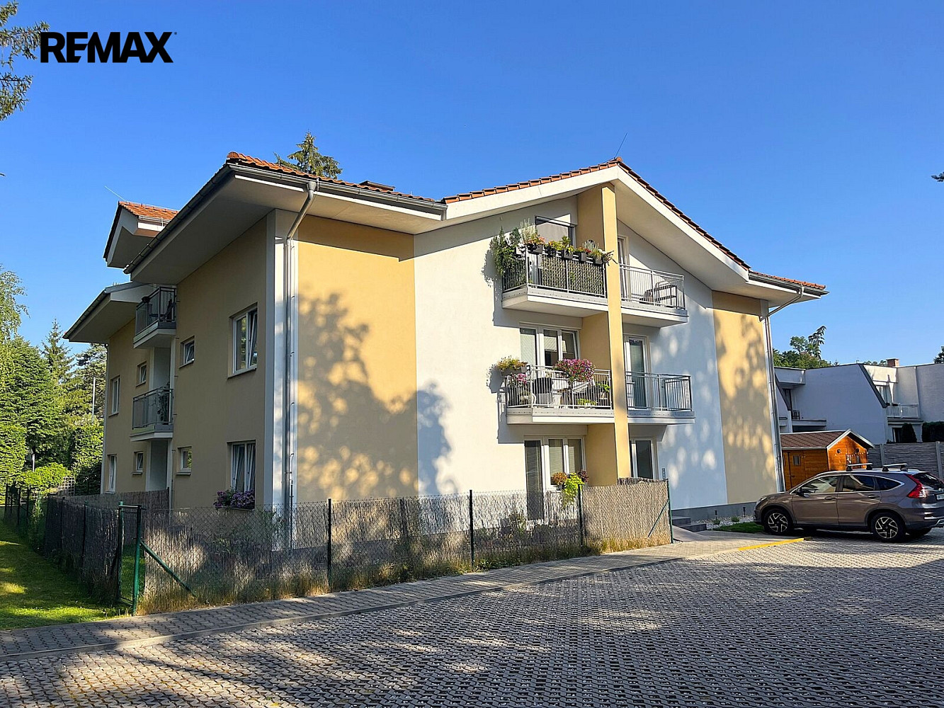 Pronájem bytu 2+kk 64 m²