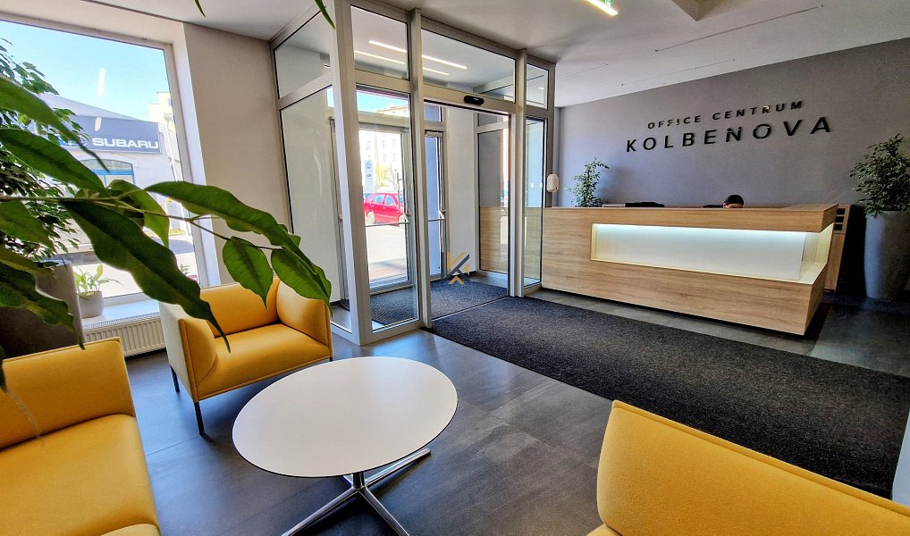 Pronájem kanceláře 394 m², Praha – náhled fotky 12