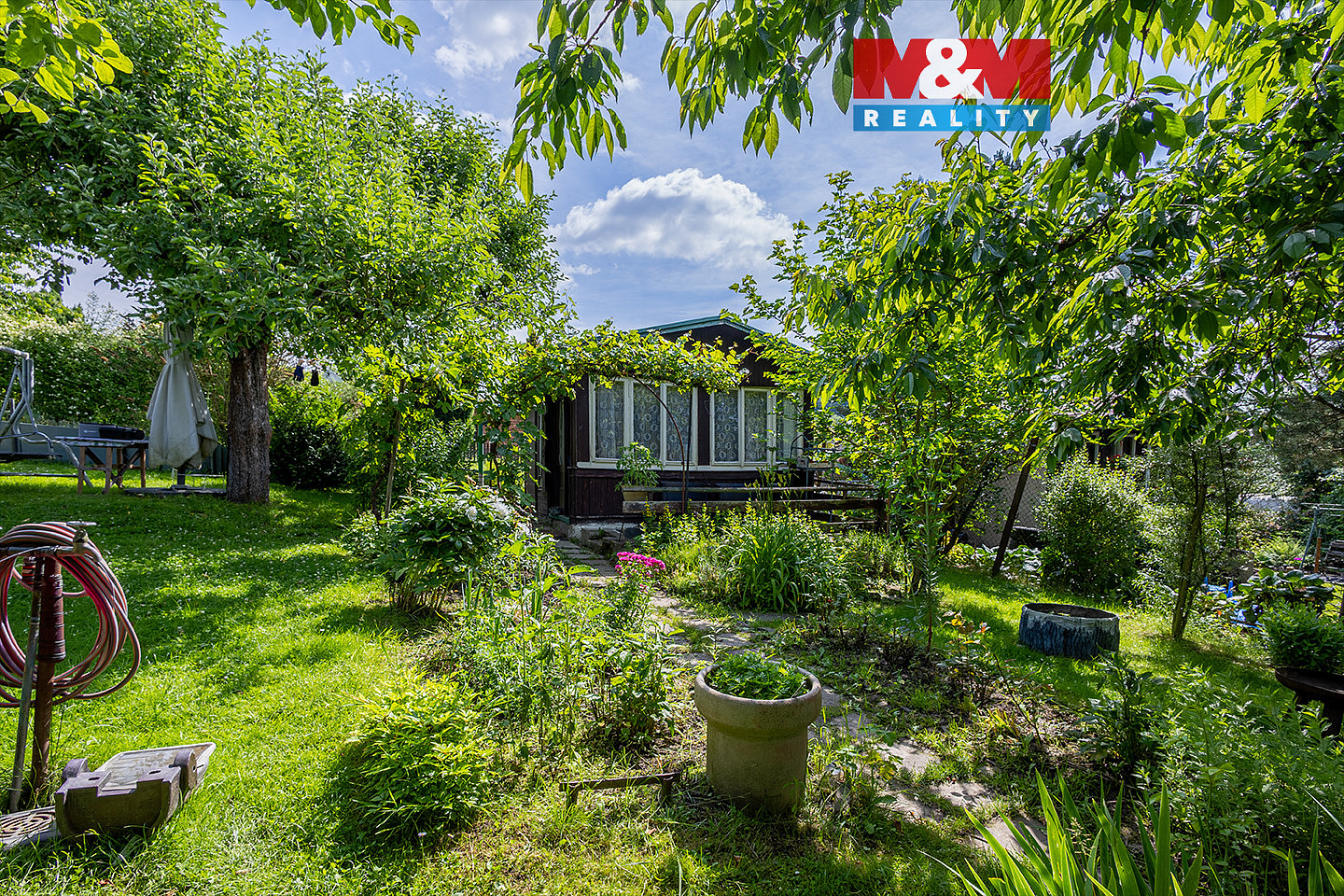Prodej chaty/chalupy 16 m² s pozemkem 471 m²