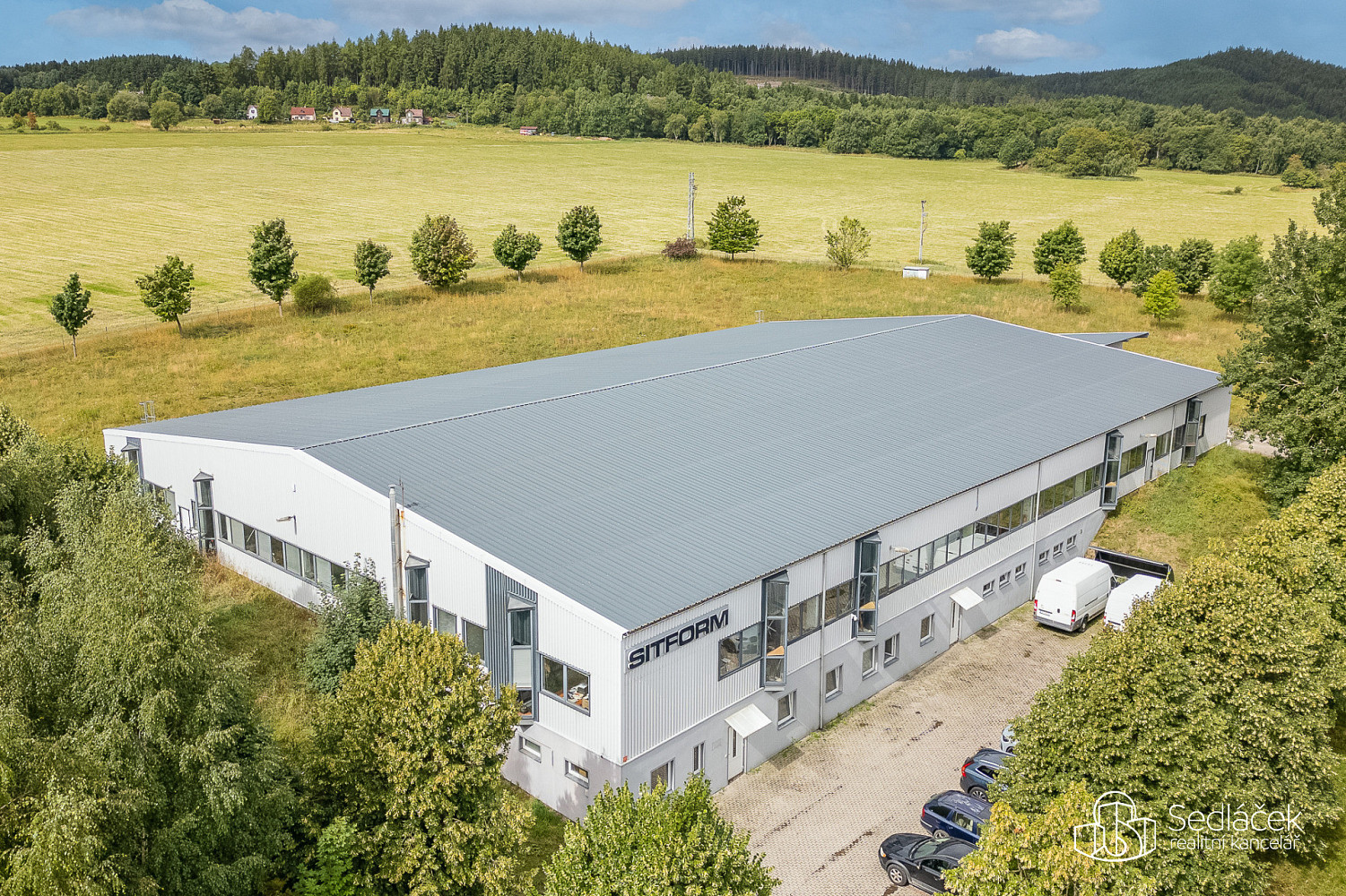 Prodej výrobních prostor 3 089 m²