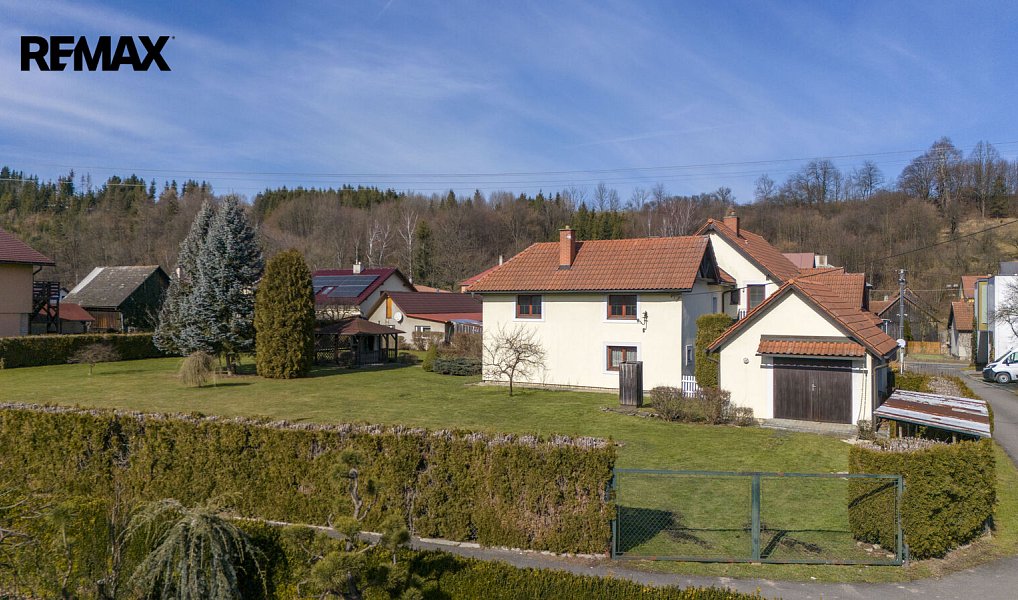 Prodej domu 302 m² s pozemkem 1 176 m², Ratiboř – náhled fotky 44
