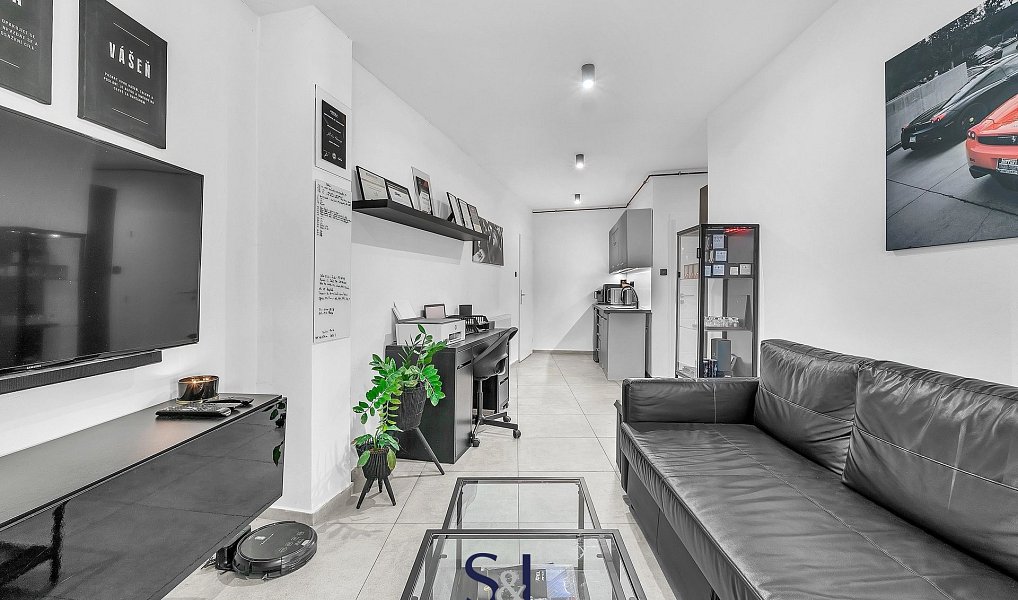 Prodej kanceláře 325 m², Nový Bor – náhled fotky 10