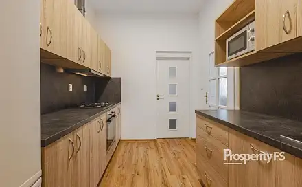 Prodej bytu 3+1 67 m², Dolní brána, Hostinné, okres Trutnov