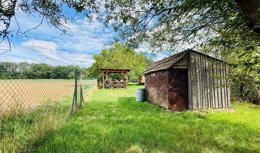Prodej stavebního pozemku 742 m², Dobřany – náhled fotky 8