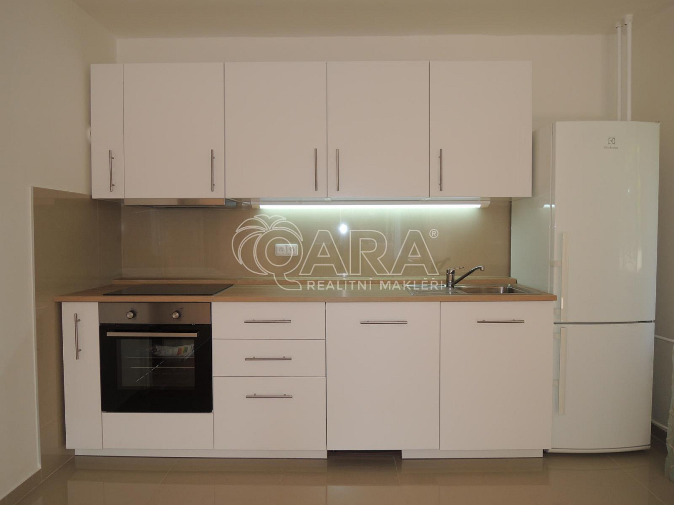 Pronájem bytu 3+kk 77 m²