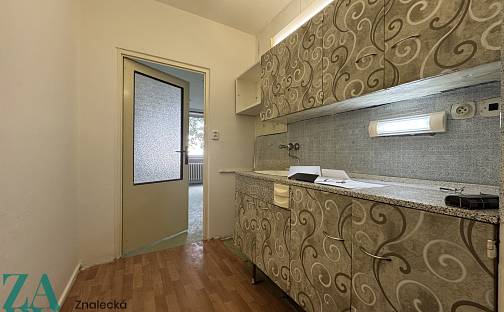 Pronájem bytu 1+kk 28 m², třída Bří Čapků, Hodonín