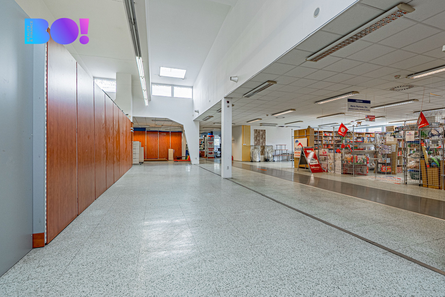 Pronájem obchodních prostor 75 m² – fotografie 3