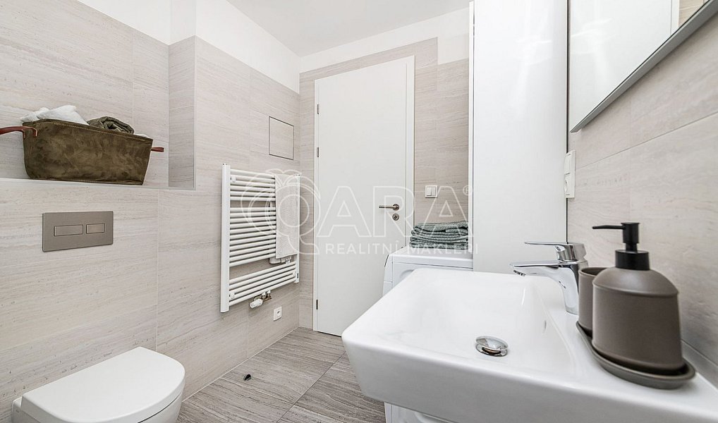 Prodej bytu 2+kk 63 m², Liberec – náhled fotky 17